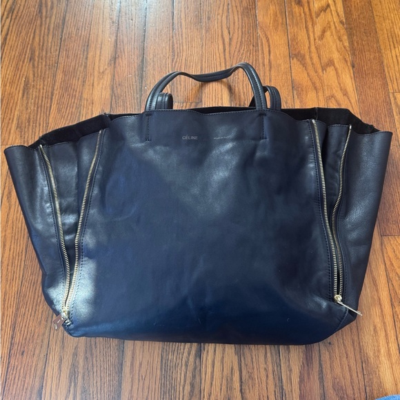 Celine Horizontal Zipper Gusset Cabas Black Lambskin Leather Totes Handbag - Picture 2 of 14